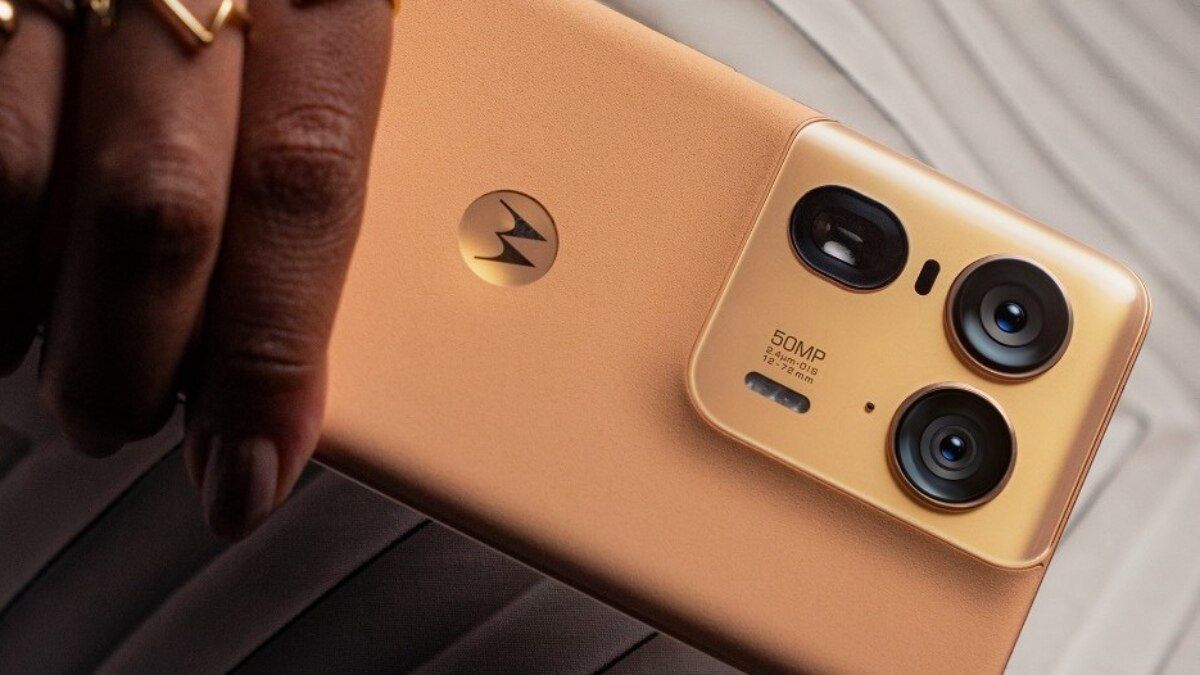 https://www.jagranimages.com/images/2025/06/21/article/image/Motorola-Edge-50-Ultra-5G-1750505100479.jpg