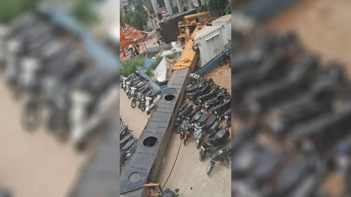 जालंधर कैंट स्टेशन पर बड़ा हादसा, पार्किंग में खड़े वाहनों पर गिरी क्रेन; 10 वाहन क्षतिग्रस्त