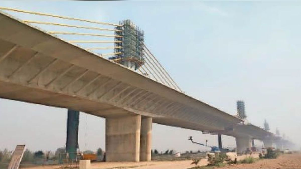 now instead of pipa bridge speed on the six lane bridge patna ring road is also getting connected