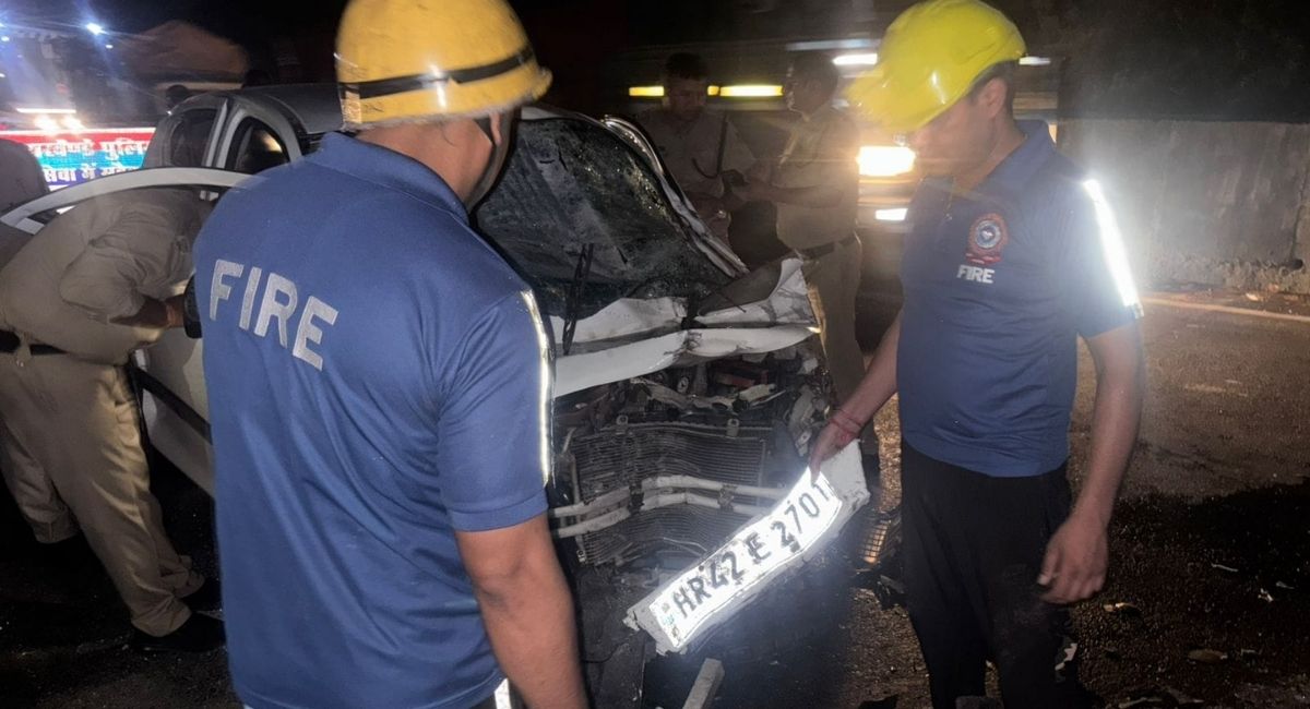 car collided with a trailer at asharodi check post four died in dehradun