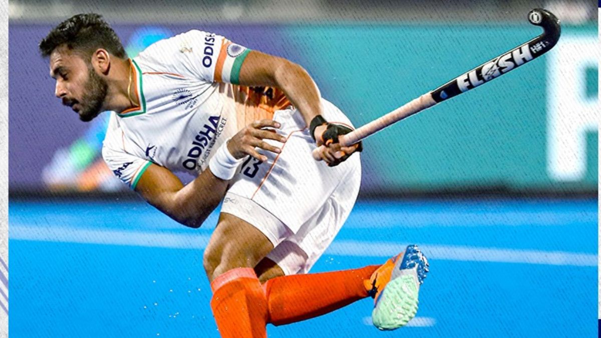 https://www.jagranimages.com/images/2025/06/22/article/image/hockey-team-(2)-1750615163144.jpg