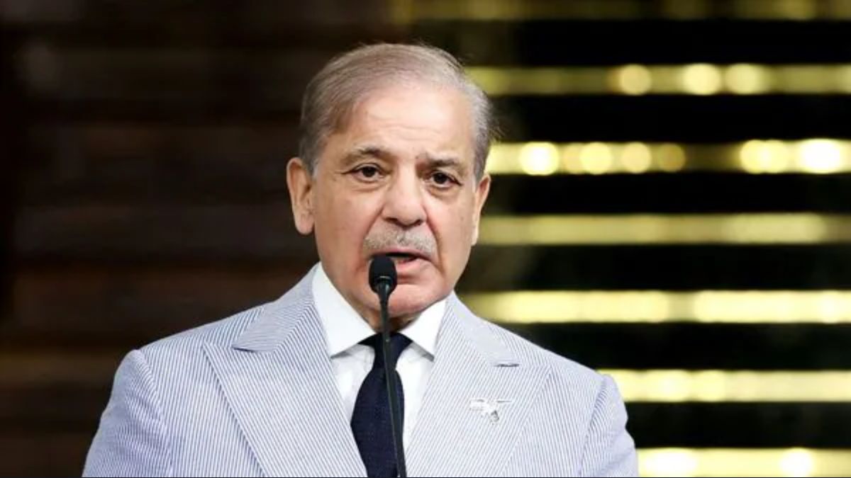 https://www.jagranimages.com/images/2025/06/22/article/image/pakistan-slams-america-1750605375055.jpg