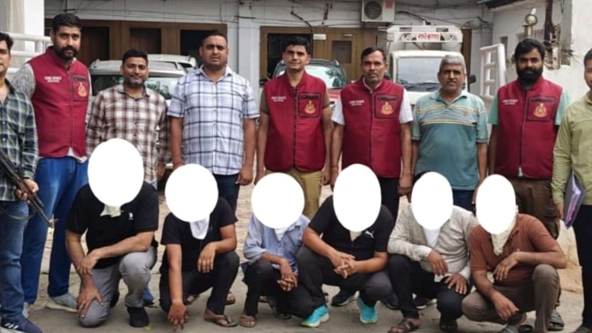 https://www.jagranimages.com/images/2025/06/23/article/image/Aviation-fuel-racket-busted-by-delhi-police-1750668224369.jpg