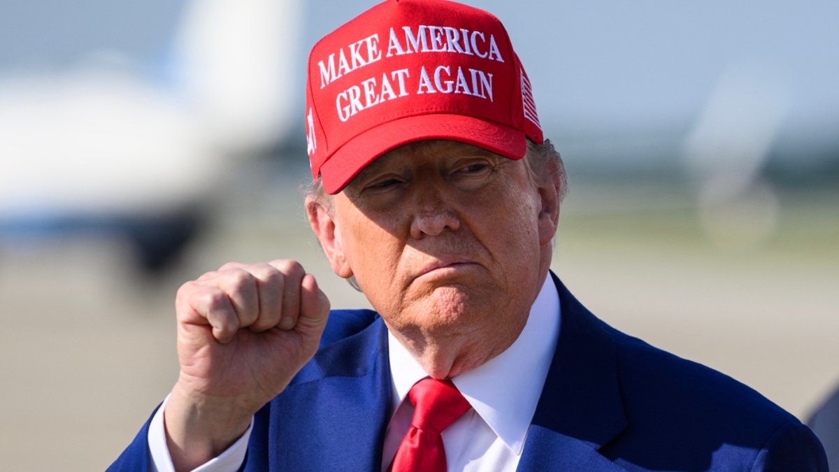 https://www.jagranimages.com/images/2025/06/23/article/image/Trump-(6)-1750638142179.jpg