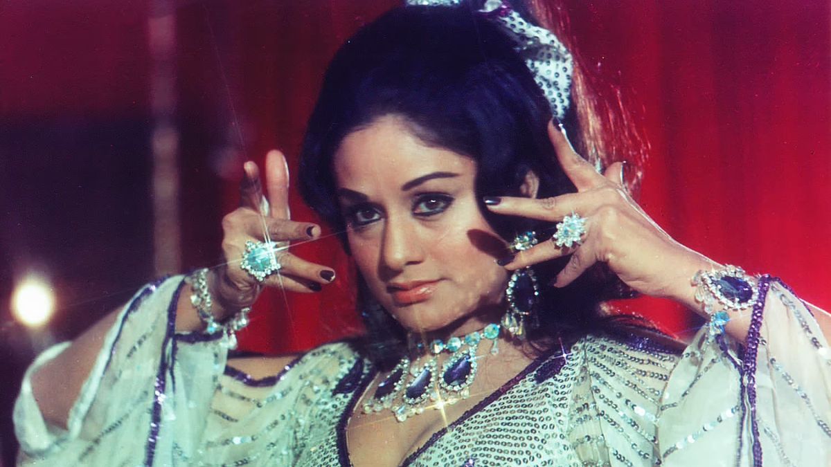 https://www.jagranimages.com/images/2025/06/23/article/image/arunairanisister-1750669962610.jpg
