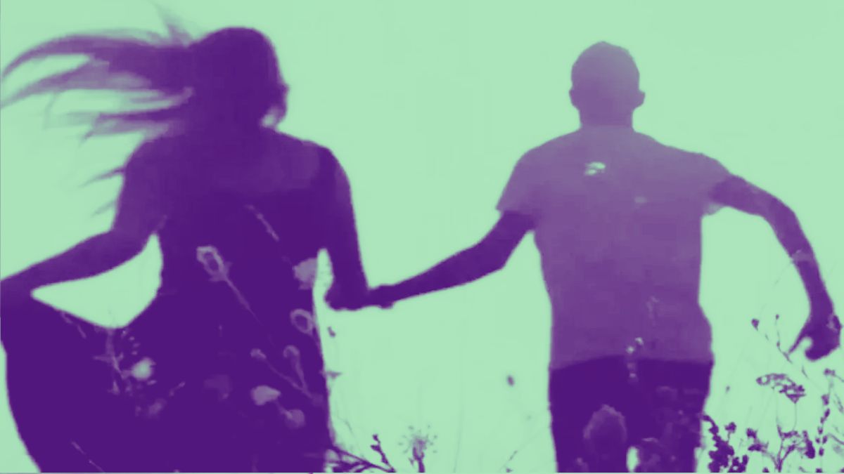 hurt by wife eloping with her lover husband commits suicide