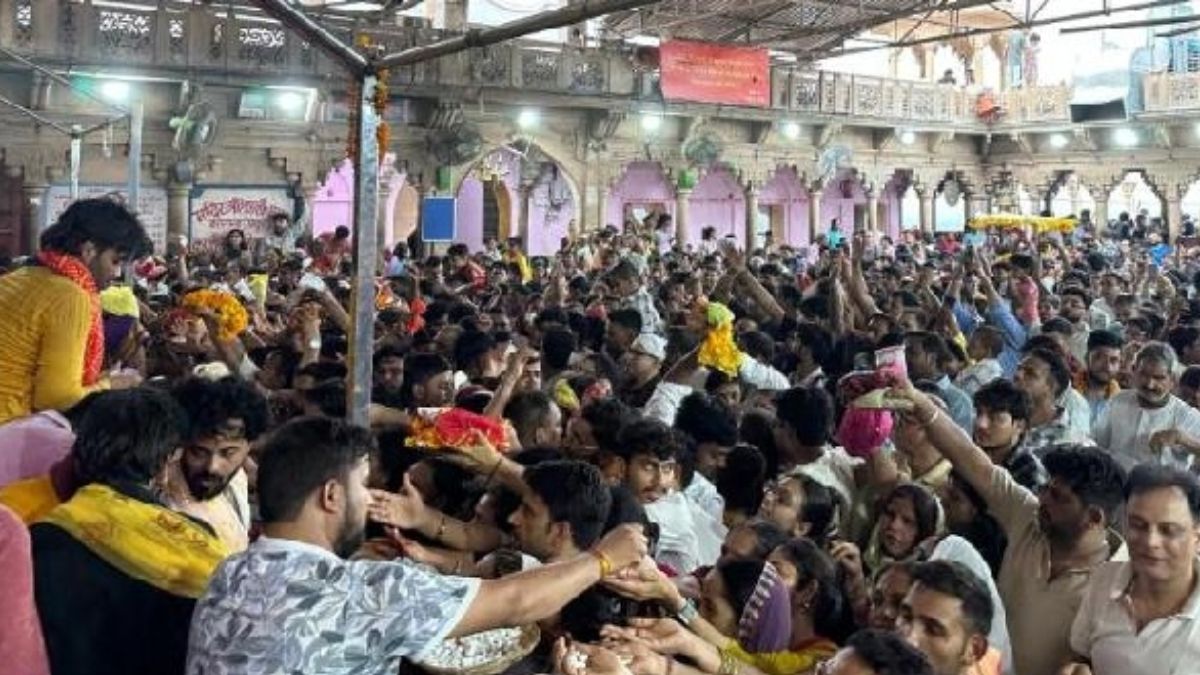 https://www.jagranimages.com/images/2025/06/23/article/image/radha-rani-mandir-1750656616350.jpg