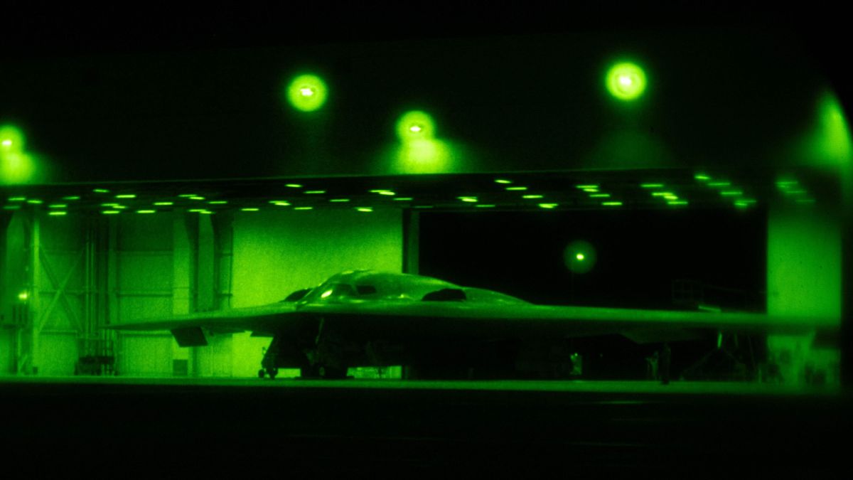 https://www.jagranimages.com/images/2025/06/24/article/image/Bombers--1750764340497.jpg