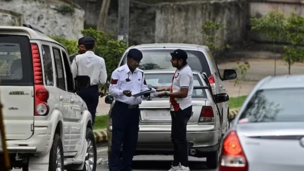 https://www.jagranimages.com/images/2025/06/24/article/image/Traffic-Challan-1750762533846.jpg