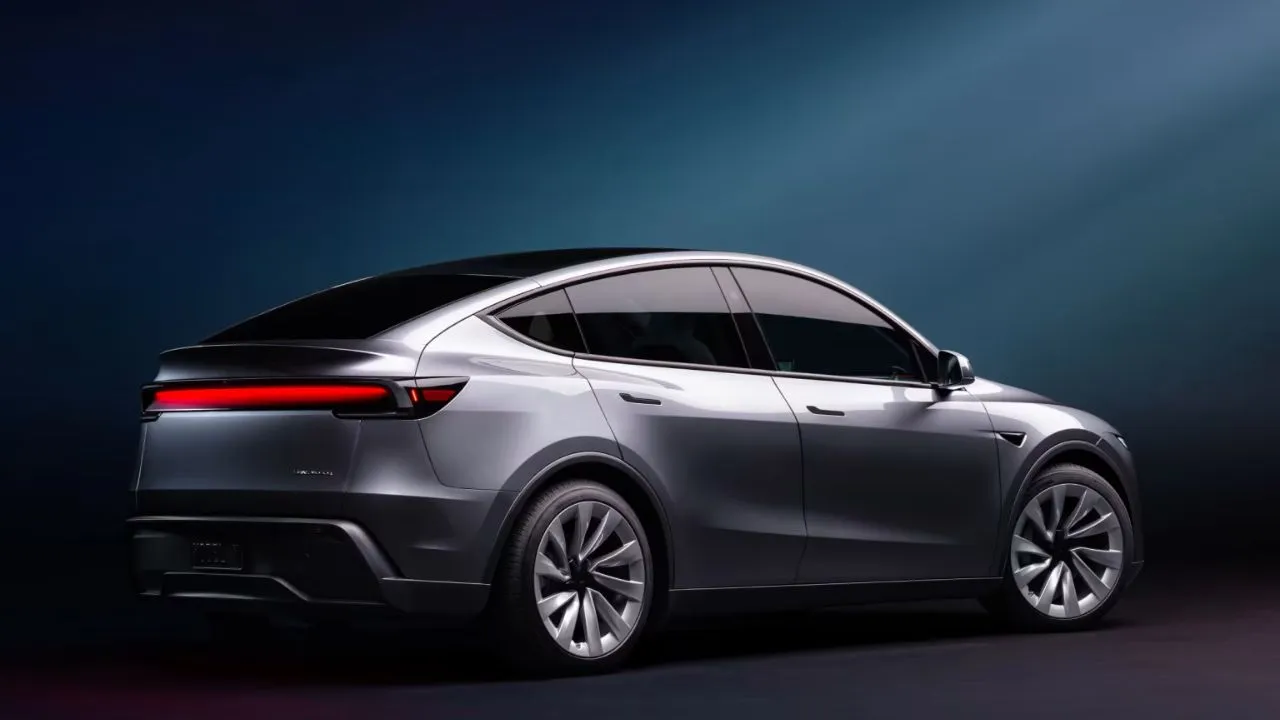 लॉन्‍च से पहले सामने आ गई Tesla की गाड़ी की कीमत, जुलाई में शुरू हो सकती है बिक्री