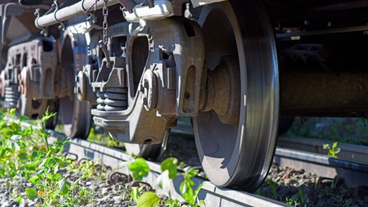 https://www.jagranimages.com/images/2025/06/25/article/image/Banka-Intercity-1750849993276.jpg