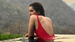 जॉन अब्राहम की ये एक्ट्रेस पढ़ाई में रही है टॉपर (Photo Credit- Instagram)
