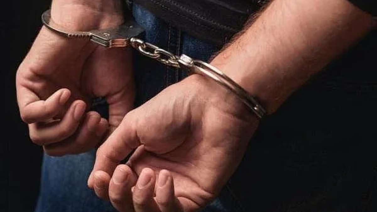 https://www.jagranimages.com/images/2025/06/27/article/image/Arrested-(1)-1751012819980.jpg