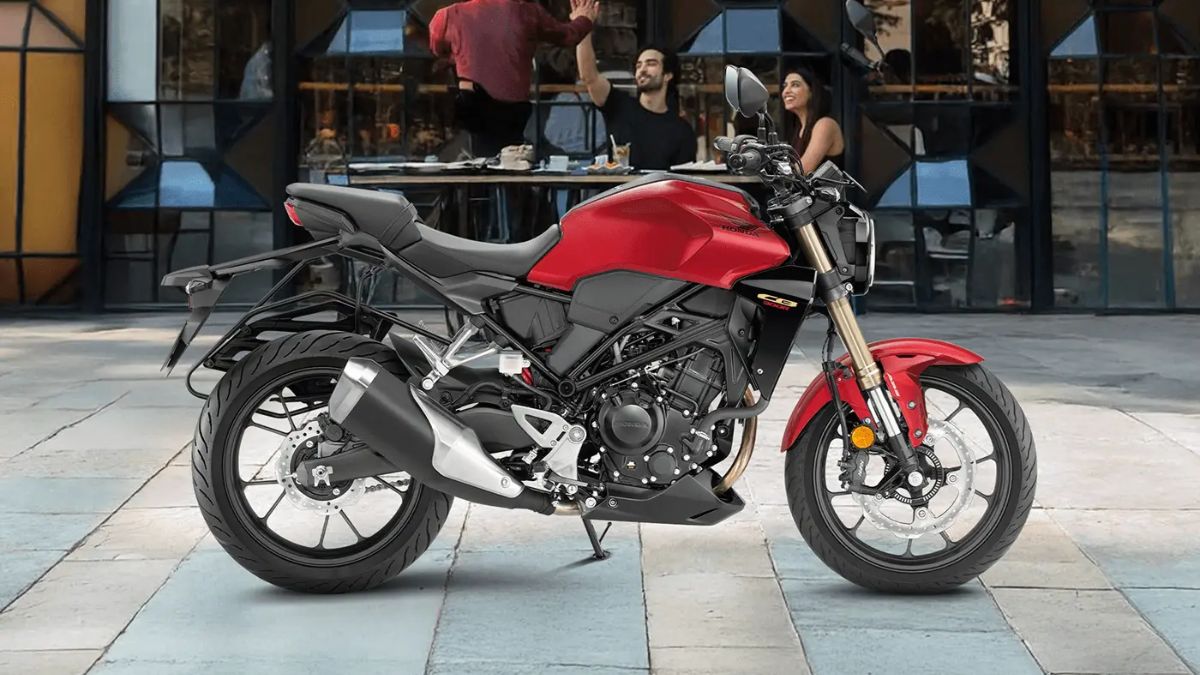 https://www.jagranimages.com/images/2025/06/27/article/image/Honda-CB300R-1751037336009.jpg