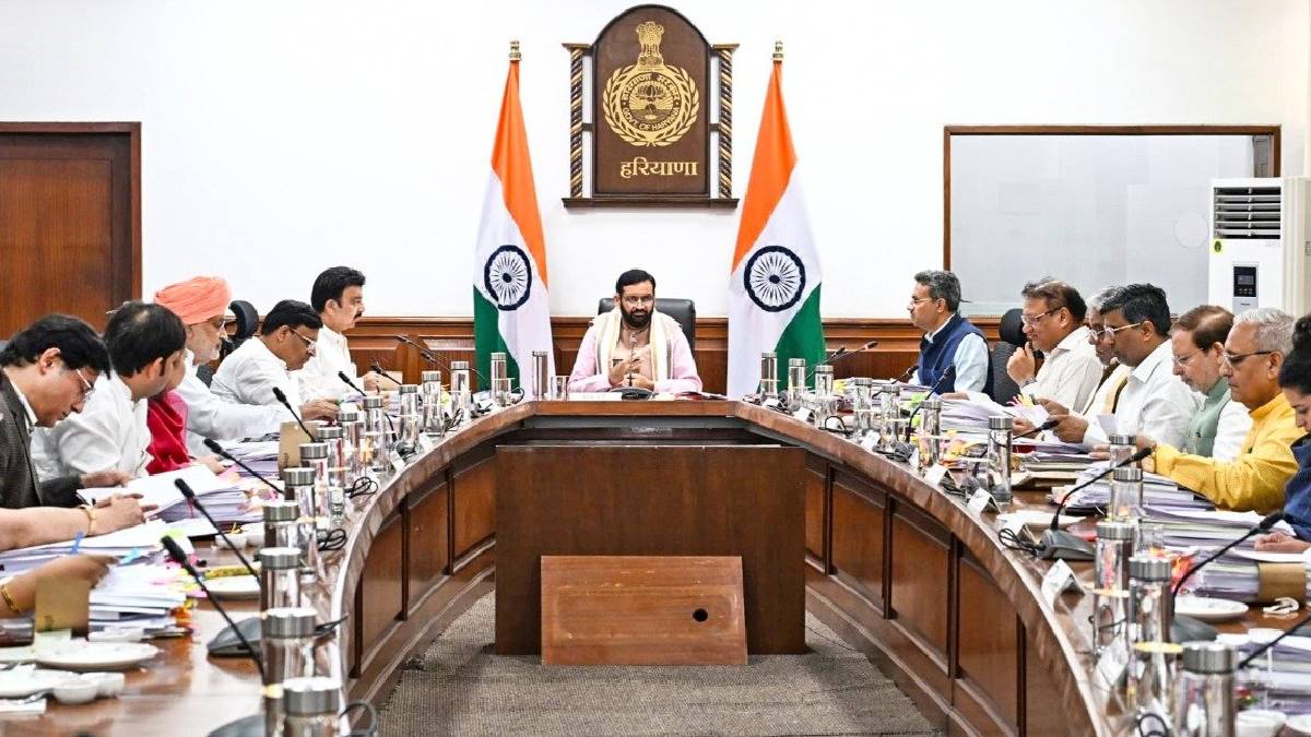 https://www.jagranimages.com/images/2025/06/27/article/image/UPS_Haryana-1751002172470.jpg
