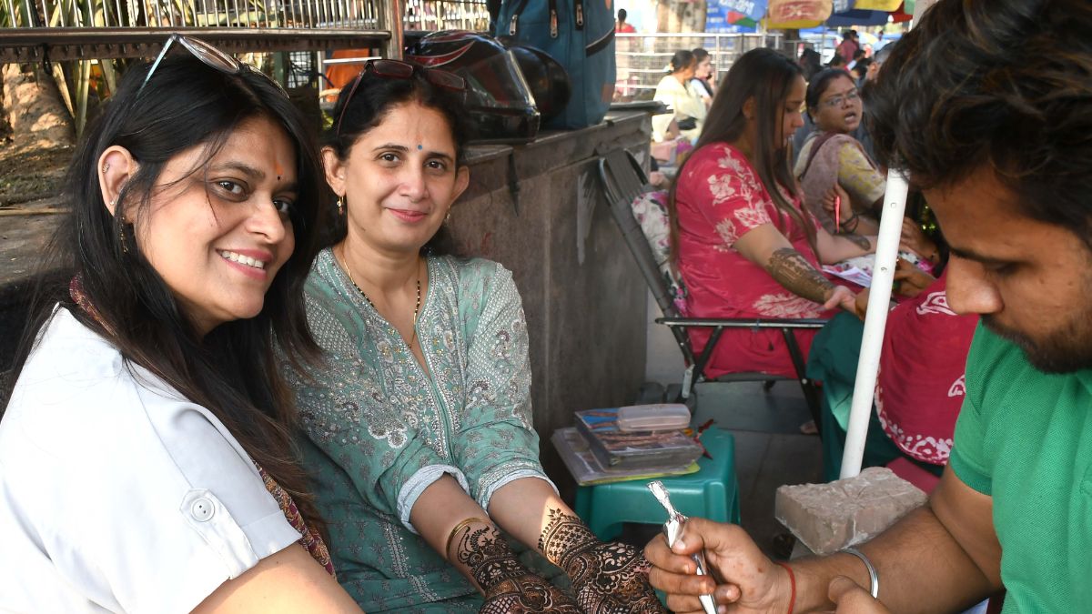 3d mehndi designs trending among women