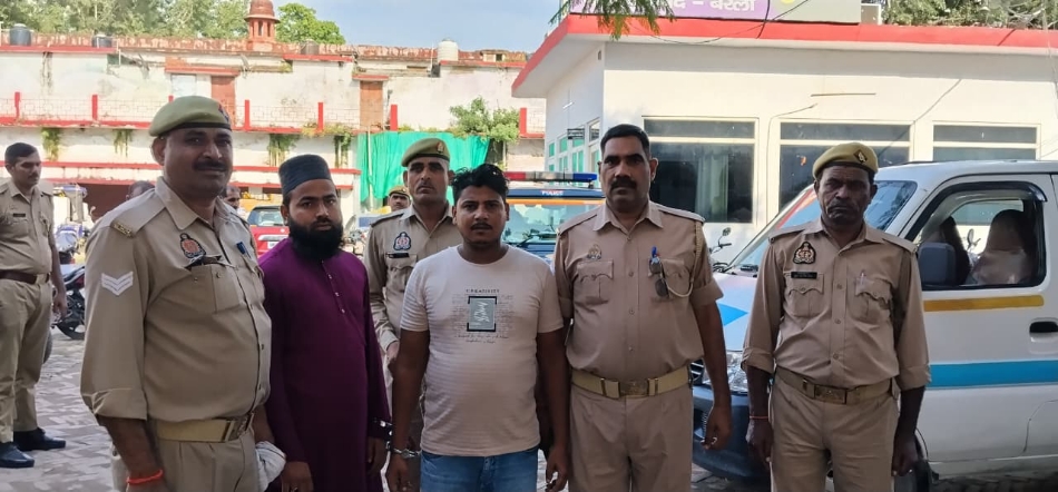 bareilly violence crowd mobilized from villages for khalil tiraha uproar