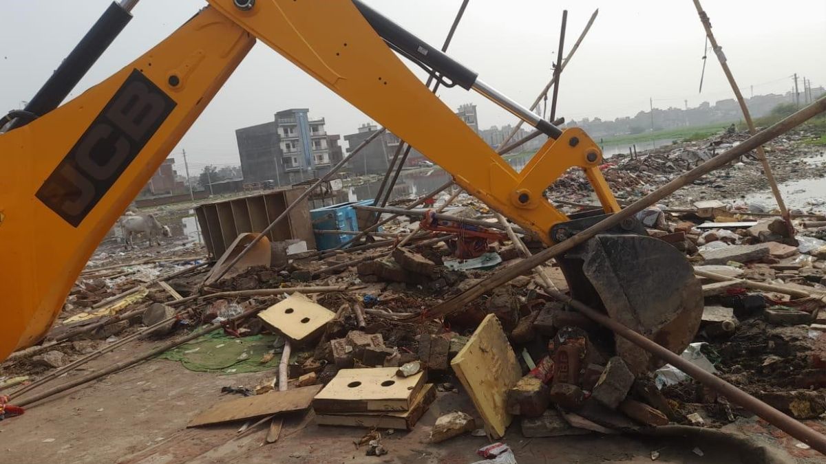 bulldozer action in faridabad illegal constructions demolished