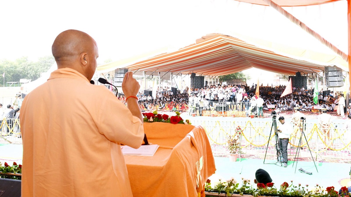 yogi adityanath warns criminals yamraj awaits those who threaten women grab land