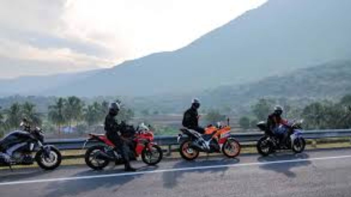 twowheeler drivers lead in traffic violations highest fines for no helmet