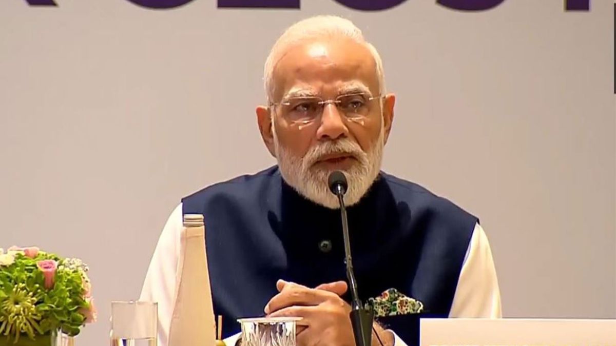 india welcomes trumps gaza peace plan key details modis support