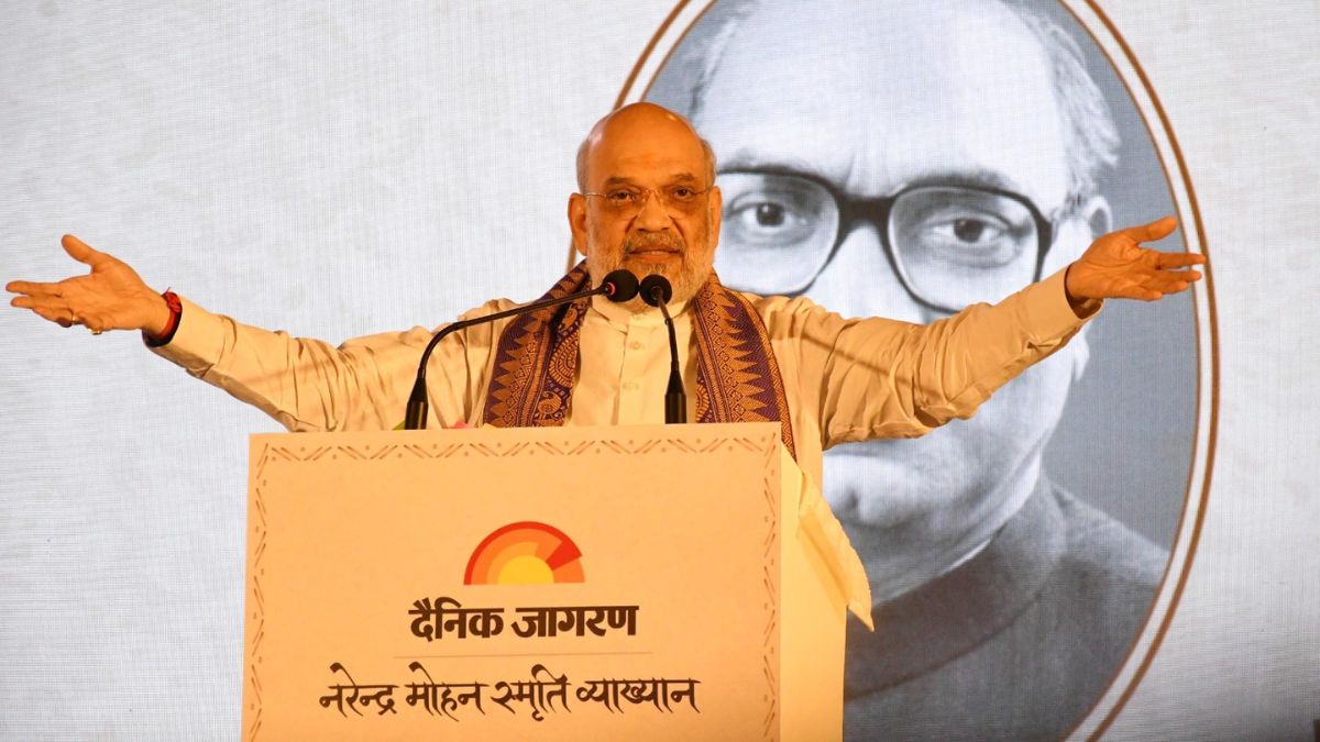amit shah recalls dainik jagran contribution to language reform says my hindi was not that good