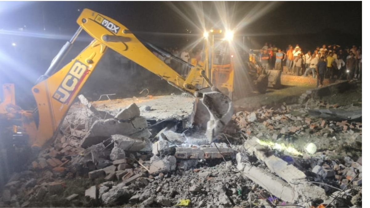 blast in ayodhya blast in demolished house of rajkumar on second day body of rajkumar recovered