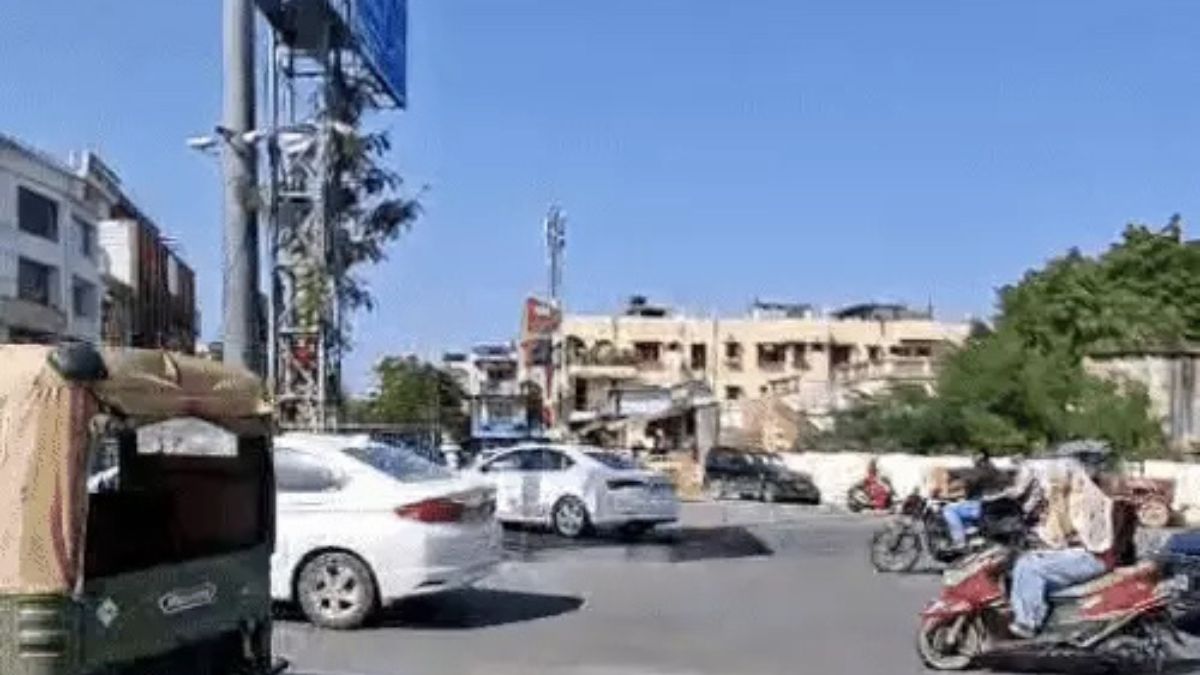 rajasthan first ai traffic signal launched in udaipur will also recognize ambulance and fire engine sirens