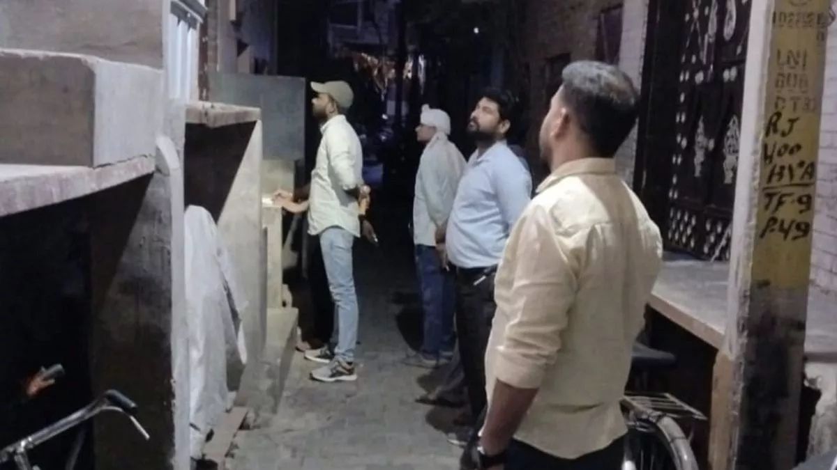 lucknow 61 kilowatts of electricity theft uncovered by vigilance team