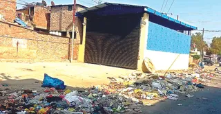 नगर आयुक्त के स्थानांतरण के बाद ही सफाई व्यवस्था चरमरायी।
