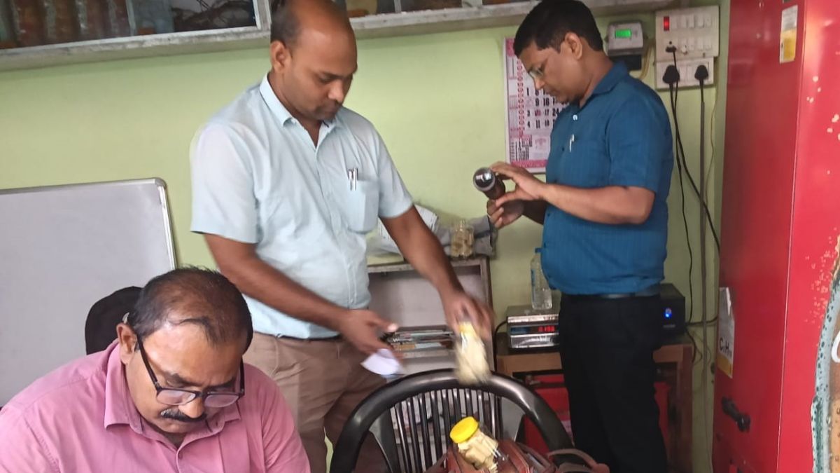 food department raid in up 112 flour sacks seized before diwali