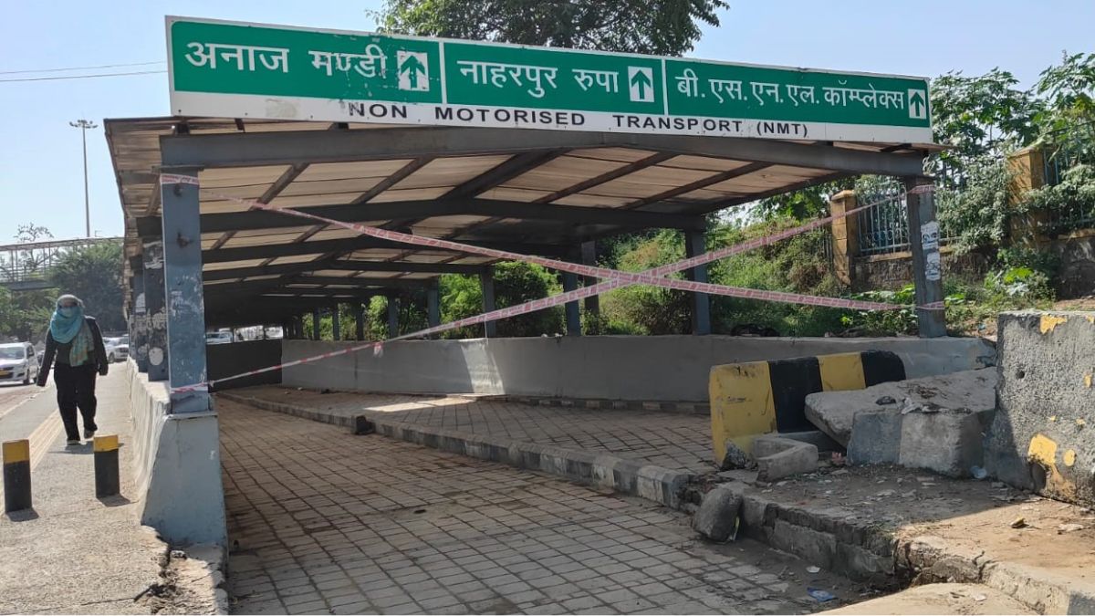 rajiv chowk underpass closed again due to waterlogging pedestrian safety concerns