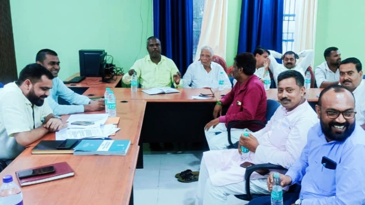 strict vigilance on inclusion of school children in election rallies