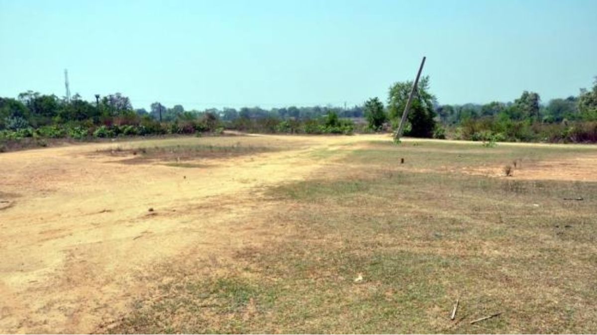jamshedpur land scam officials accused of illegal land transfer
