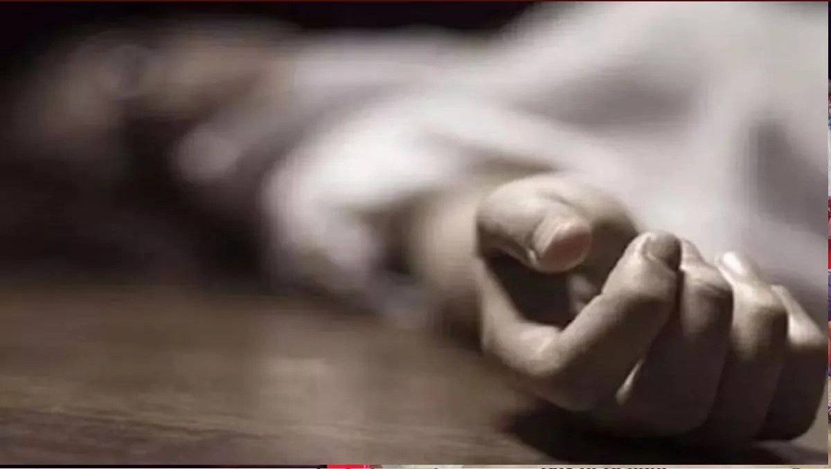 woman dies by suicide with daughter in mirzapur after argument