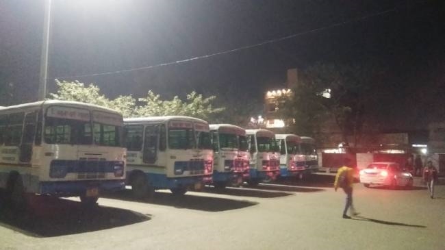 faulty lights plague raebareliballia bus 918km journey in darkness