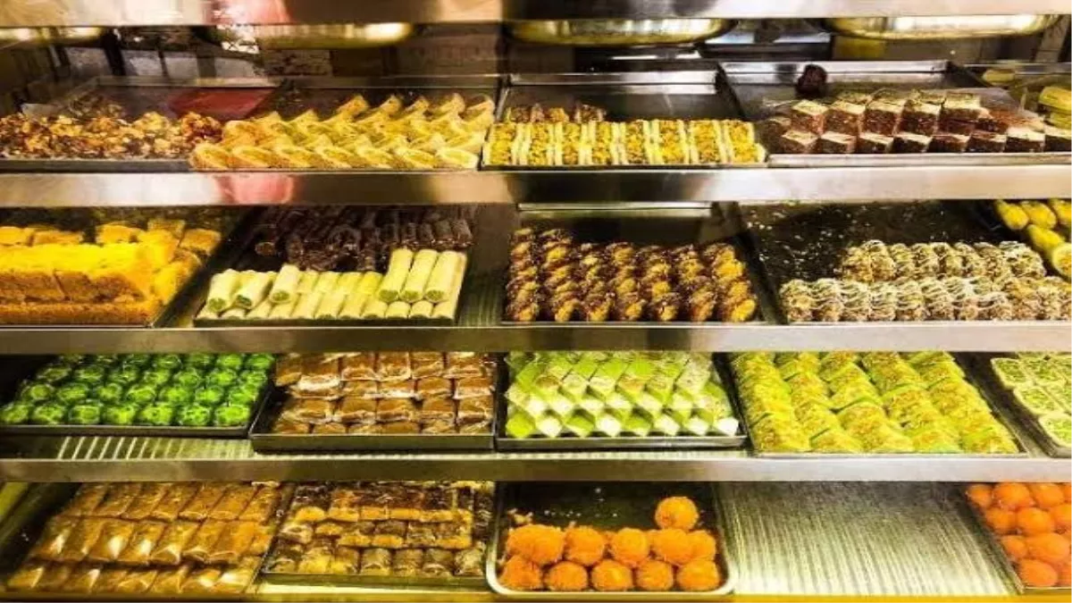 lucknow food safety 7 quintals of adulterated ghee 2000 kg sweets seized