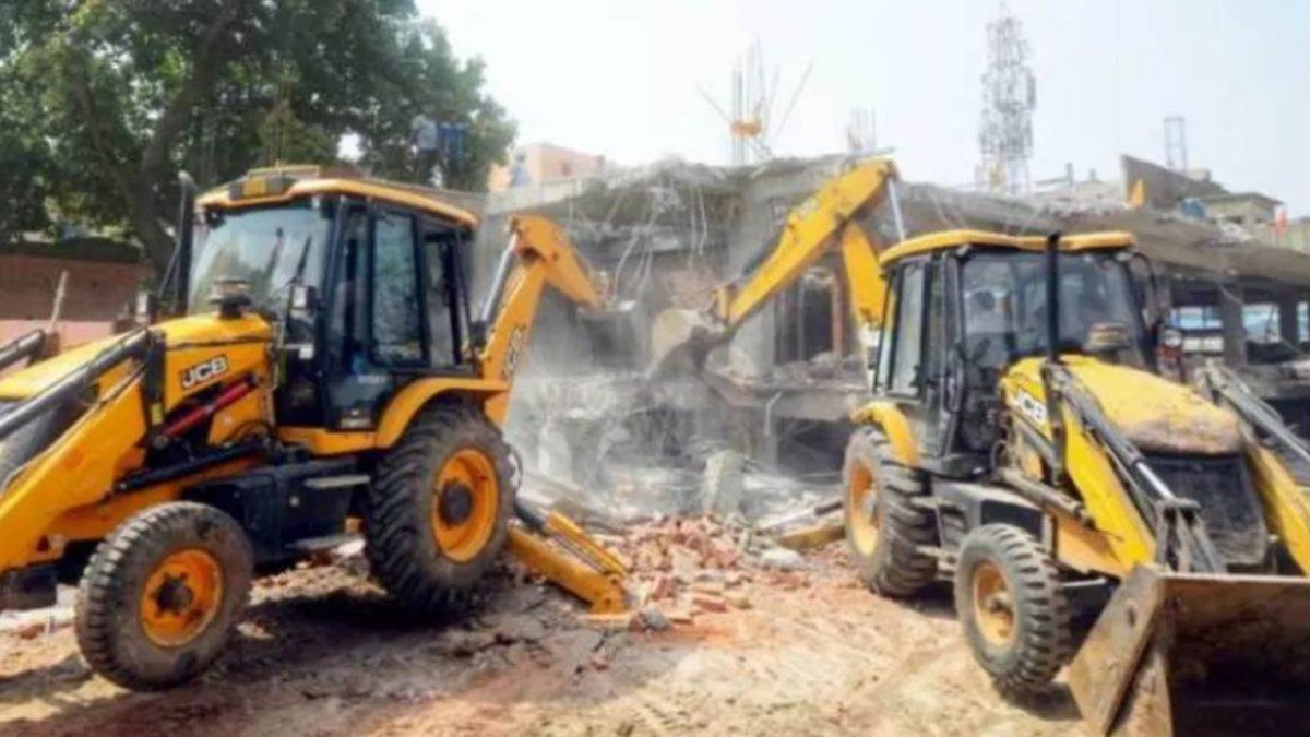 gda demolishes illegal constructions in pratap vihar ghaziabad