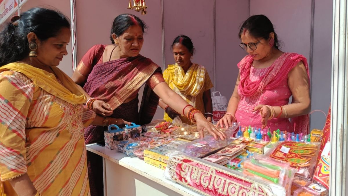 up trade show swadeshi mela inaugurated in ghaziabad