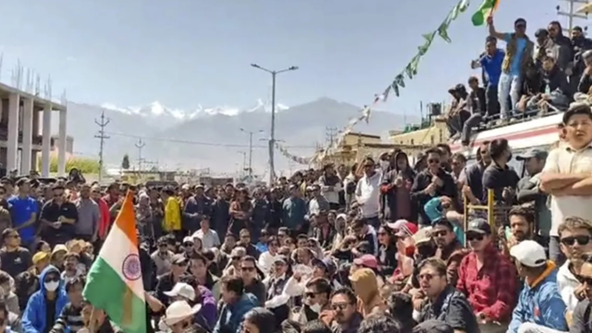 ladakh organizations escalate youth release issue in leh