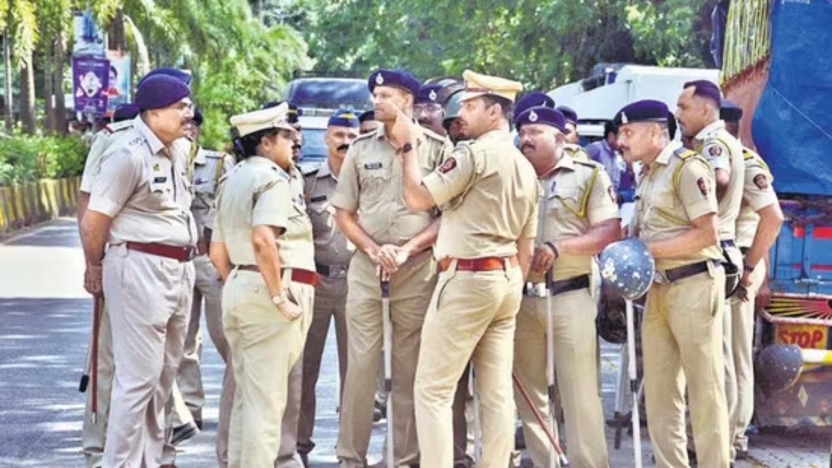 bangladeshis living near the air force station in gwalior were arrested