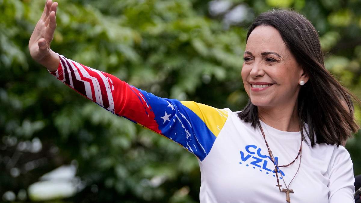 maria corina machado nobel peace prize 2025 criticism over 2 reasons