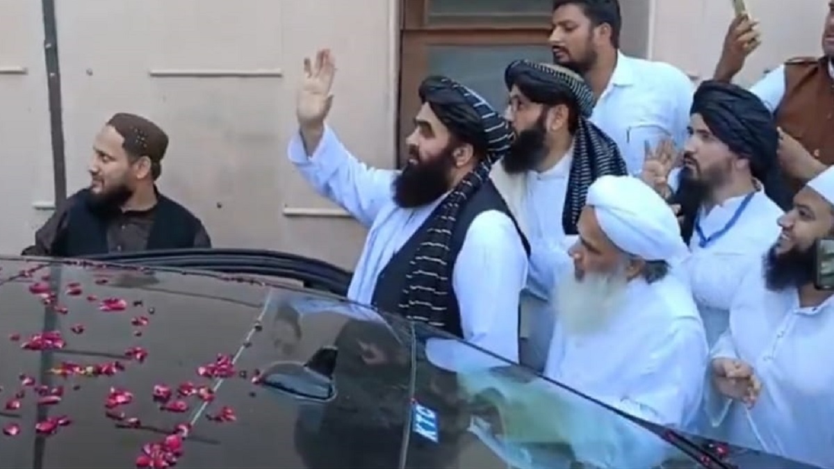 afghan foreign minister amir khan muttaqi visits darul uloom deoband