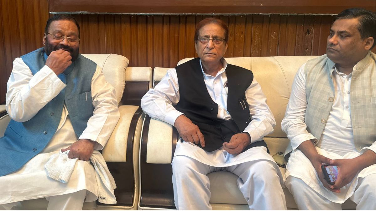 swami prasad maurya met azam khan in rampur says all is possible in politics