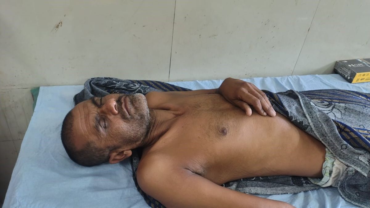 police lathi charge during fertilizer distribution four farmers injured
