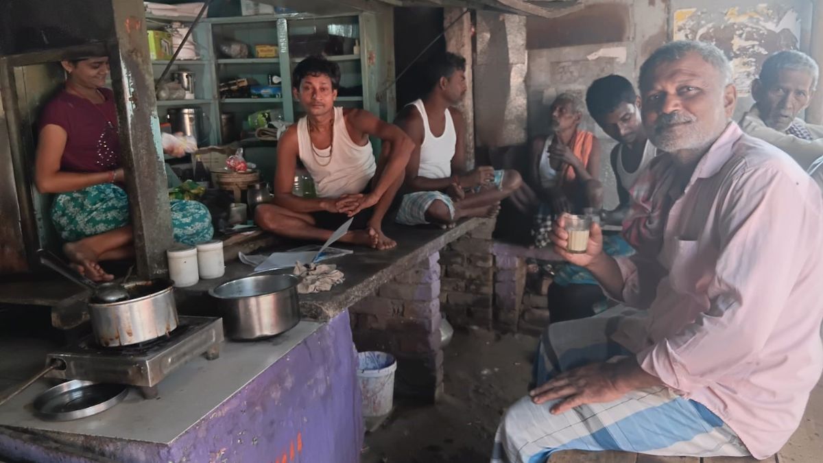 bihar election 2025 voters decide future with tea