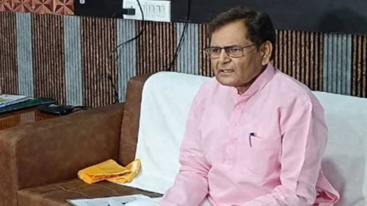 akhilesh yadav insulted dalits during his tenure mlc lalji prasad nirmal targeted sp