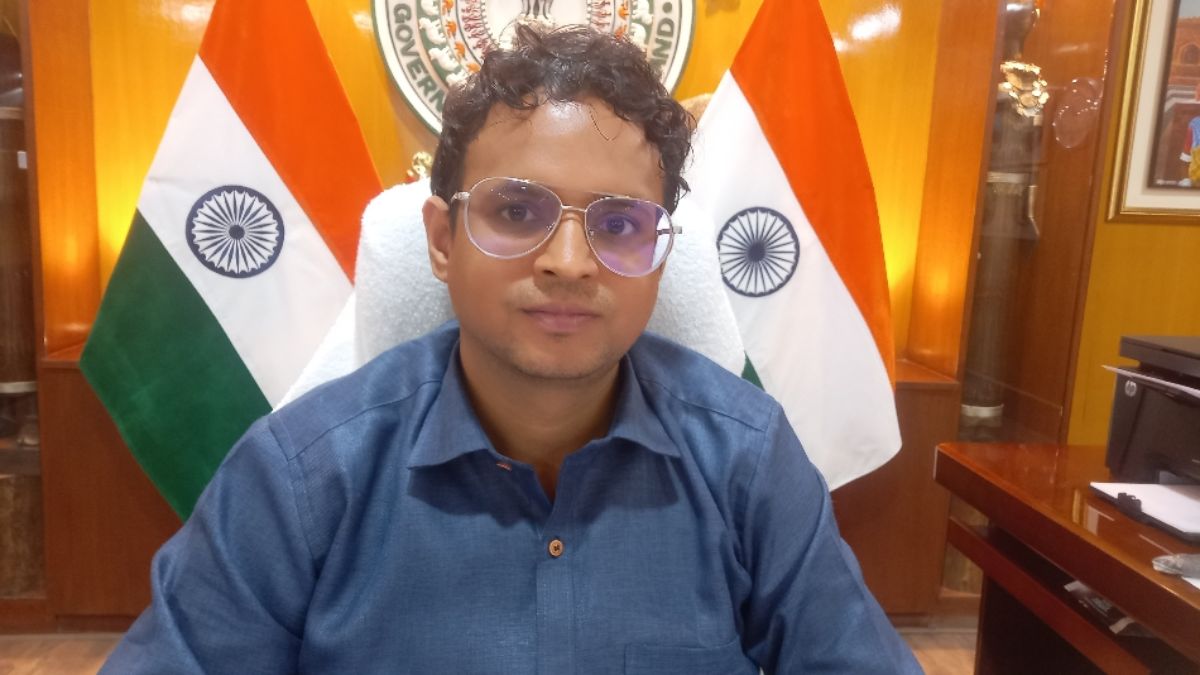 aadhaar fraud uncovered in sahibganj assam ids used for forgery