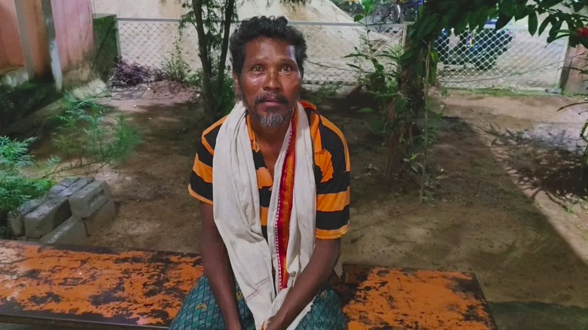 odisha drunk husband murders wife with axe son files report