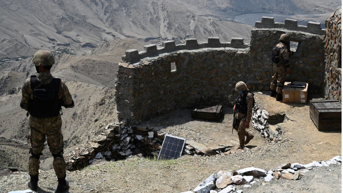 afghanistan says it has killed 58 pakistani soldiers in overnight border operations